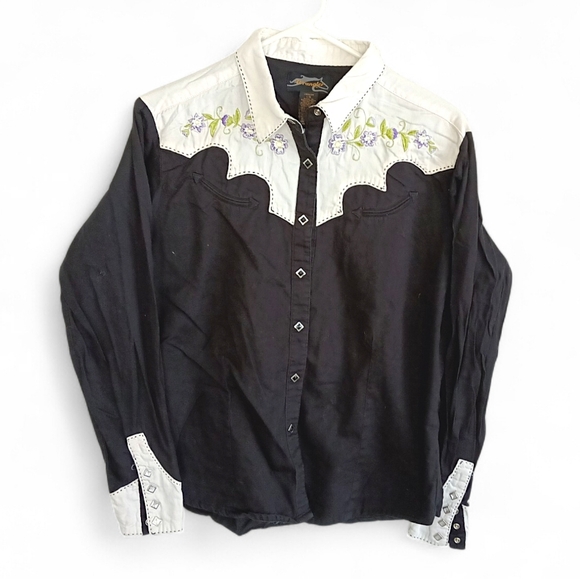 Wrangler Tops - Wrangler Black Button Down Shirt Purple Floral Embroidery Western Cowgirl Rodeo